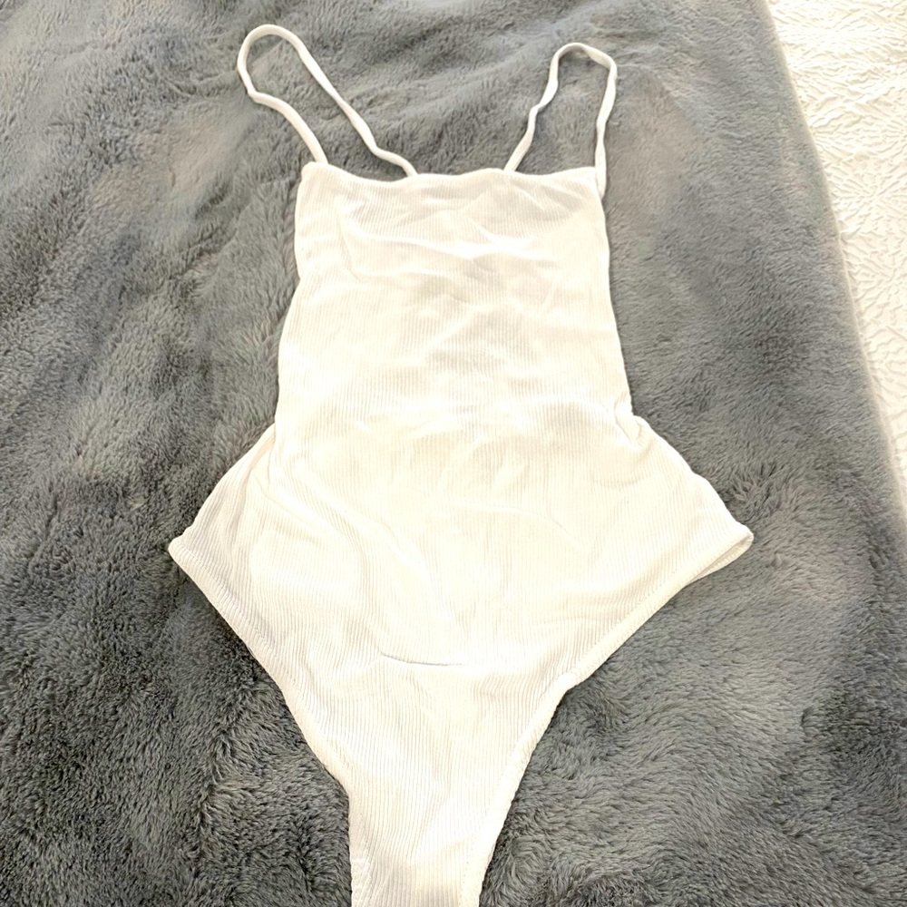 PrettyLittleThing White Strappy Back Bodysuit